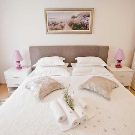 Apartment Satureja Montana Σπλιτ Εξωτερικό φωτογραφία